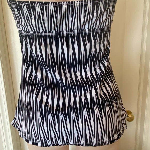 Spanx Tankini Top Size 14, never worn - Picture 4 of 11